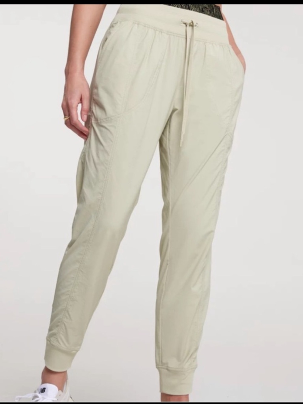 CALIA Women's Effortless Nyluxe Jogger